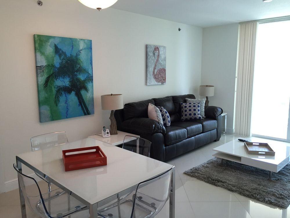Churchill Suites Miami Brickell - One Broadway Ngoại thất bức ảnh