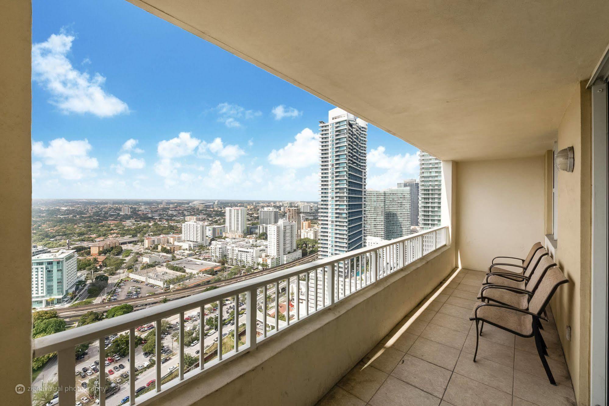 Churchill Suites Miami Brickell - One Broadway Ngoại thất bức ảnh